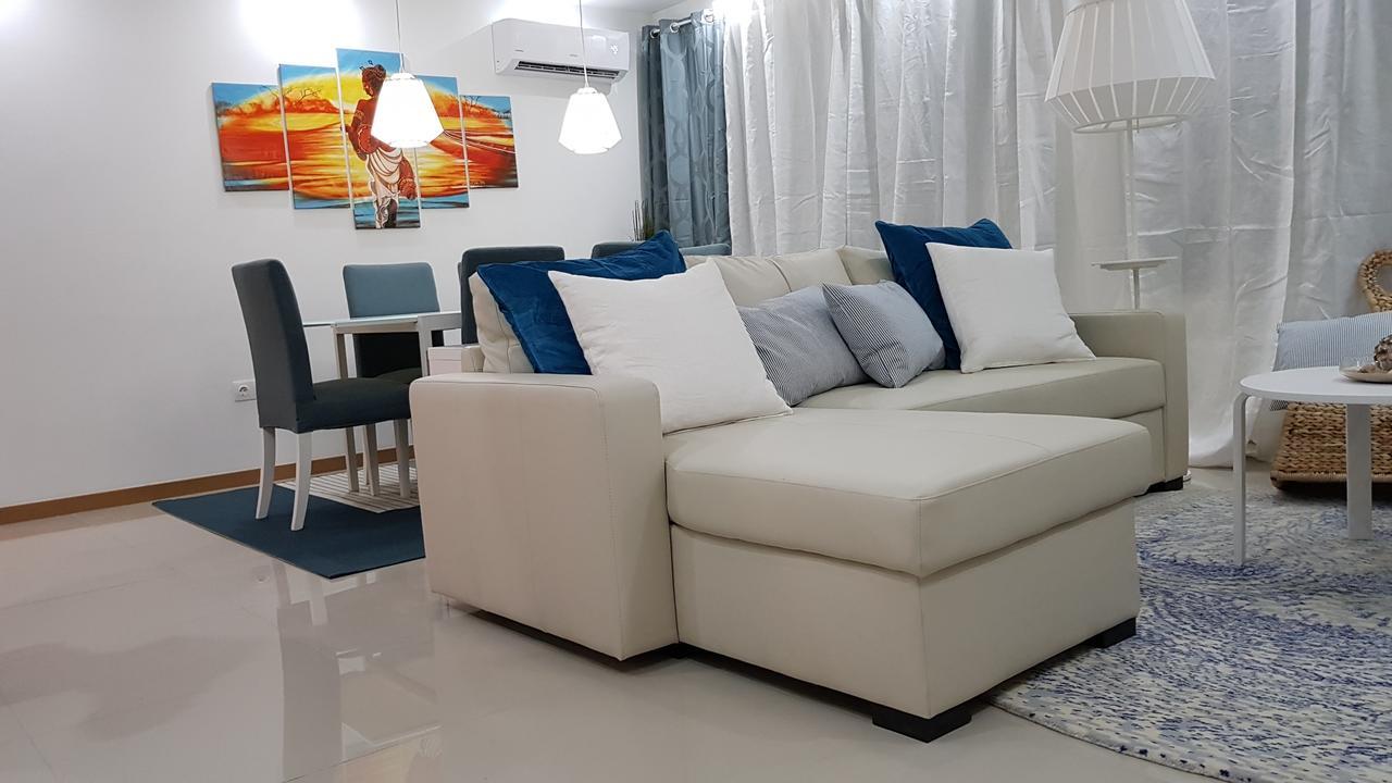 Elegant Modern Apartment With Aircond Praia Exterior foto