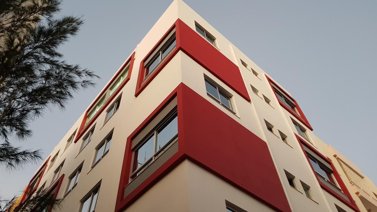 Elegant Modern Apartment With Aircond Praia Exterior foto