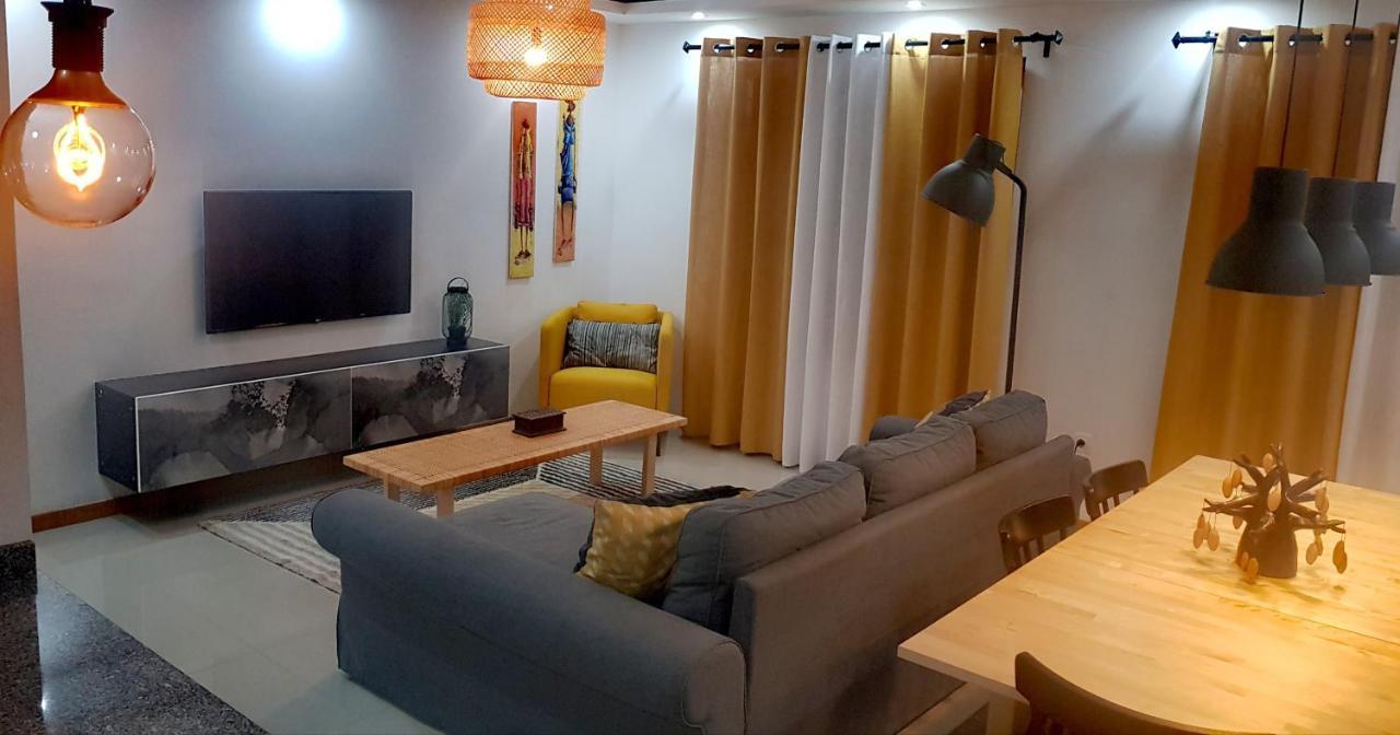Elegant Modern Apartment With Aircond Praia Exterior foto